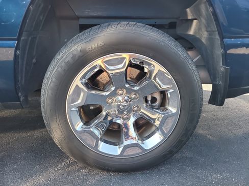 Used 2023 RAM 1500 Big Horn AWD/4WD image 7