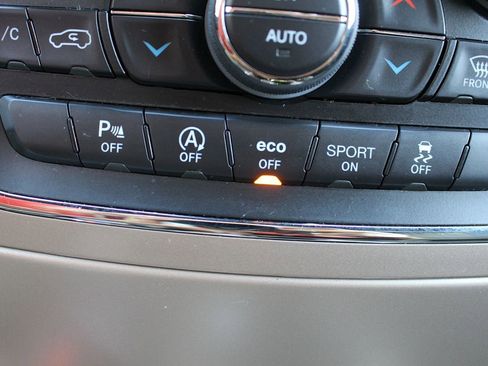 Used 2017 Jeep Grand Cherokee Limited image 30