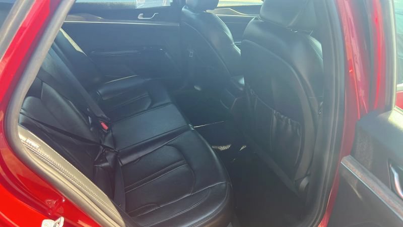 Used 2021 Kia K5 GT-Line AWD/4WD image 7