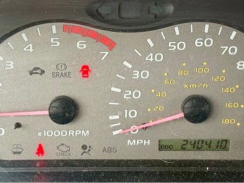 Used 2002 Toyota Sequoia Limited image 11