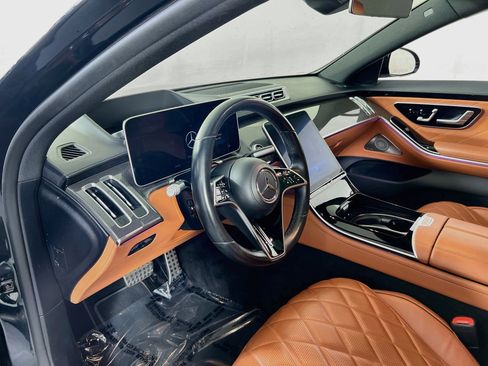Used 2022 Mercedes-Benz S 500 4MATIC image 9