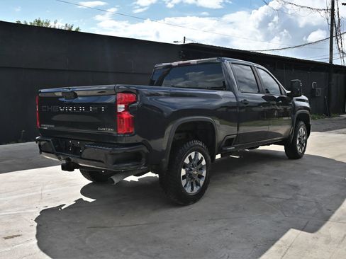 Used 2024 Chevrolet Silverado 2500 Custom w/ Custom Value Package AWD/4WD image 4