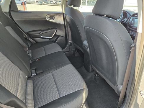 Used 2022 Kia Soul LX w/ Technology Package image 26