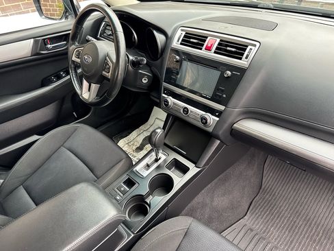 Used 2016 Subaru Legacy 2.5i Premium image 4
