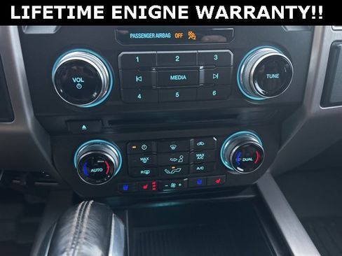 Used 2018 Ford F150 Platinum w/ Equipment Group 701A Luxury image 27