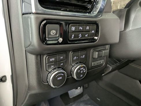 New 2026 GMC Yukon XL Elevation w/ Elevation Premium Package image 18