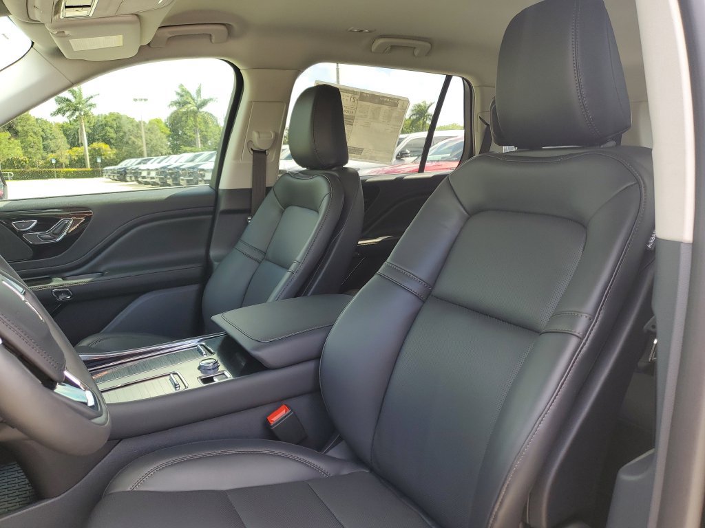 New 2026 Lincoln Aviator 2WD image 22