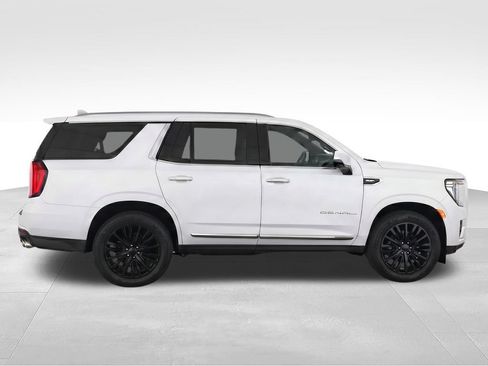 Used 2021 GMC Yukon Denali w/ Denali Premium Package RWD image 10