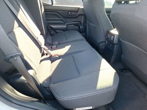 Used 2025 Toyota 4Runner SR5 image 29