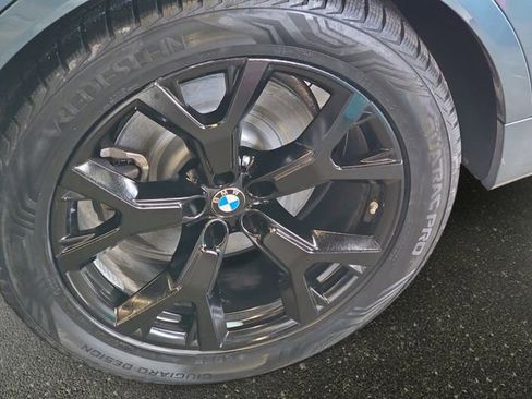 Used 2024 BMW X7 xDrive40i w/ Executive Package AWD/4WD image 37
