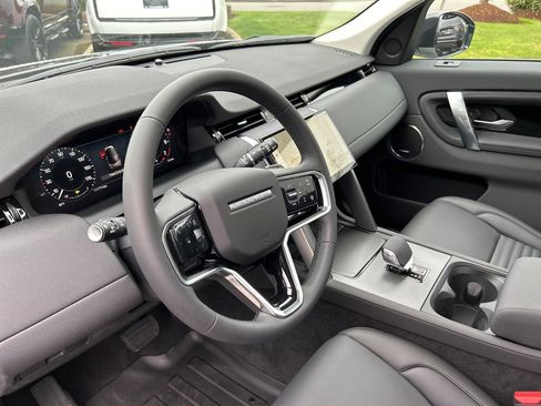 New 2025 Land Rover Discovery Sport S image 12