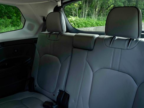 Certified 2024 Honda Pilot Elite image 19