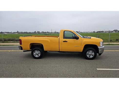 Used 2011 Chevrolet Silverado 2500 W/T image 4