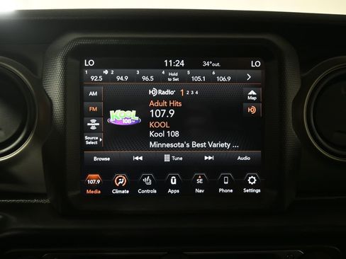 Used 2022 Jeep Gladiator Sport image 26