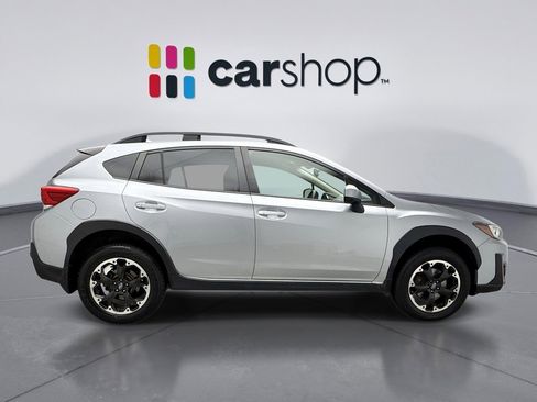 Used 2023 Subaru Crosstrek 2.0i Premium image 6