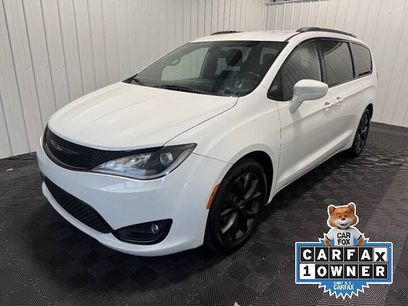 Used 2018 Chrysler Pacifica Touring Plus w/ S Appearance Package