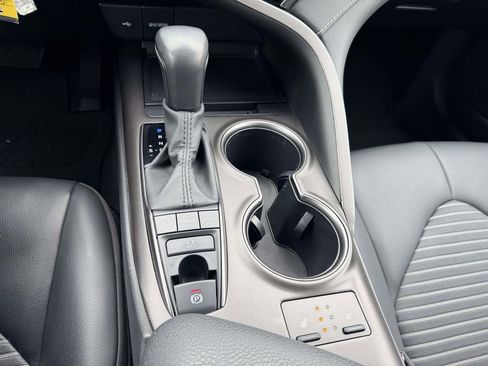 Certified 2023 Toyota Camry SE w/ Cold Weather Package image 6