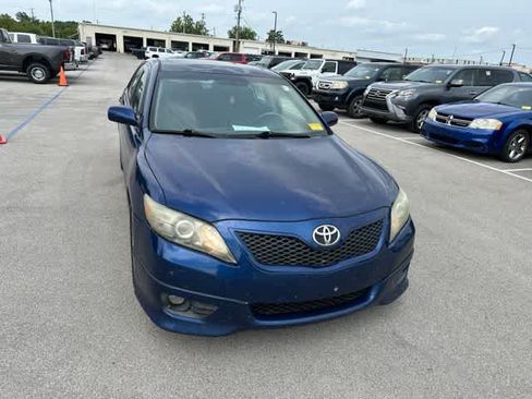 Used 2011 Toyota Camry SE w/ SE Extra-Value Pkg #1 FWD image 21