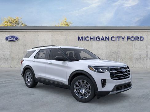 New 2026 Ford Explorer Active w/ Active Comfort Package image 7