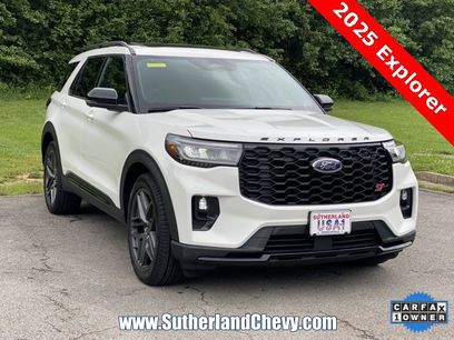 Used 2025 Ford Explorer ST