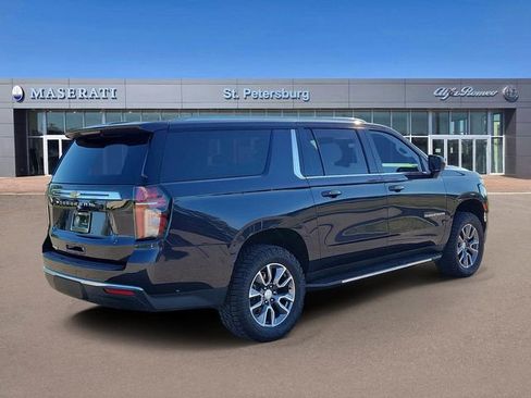 Used 2022 Chevrolet Suburban LS AWD/4WD image 4