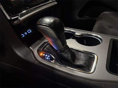 Used 2020 Jeep Grand Cherokee Altitude image 29