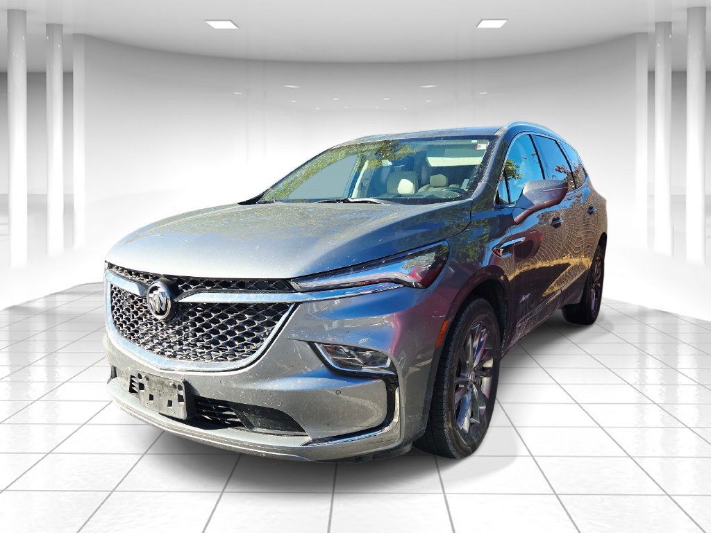 Used 2023 Buick Enclave Avenir w/ Avenir Technology Package AWD/4WD image 5