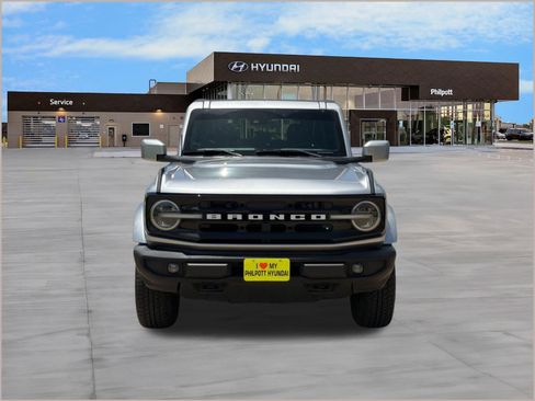 Used 2022 Ford Bronco Outer Banks AWD/4WD image 6