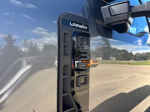 New 2026 Ford F350 Lariat w/ Black Appearance Package AWD/4WD image 12