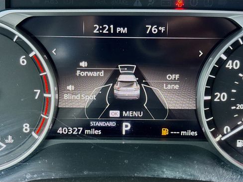 Used 2023 Nissan Rogue S FWD image 8