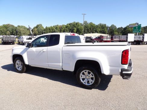 Used 2022 Chevrolet Colorado LT w/ Fleet Safety Package RWD image 4