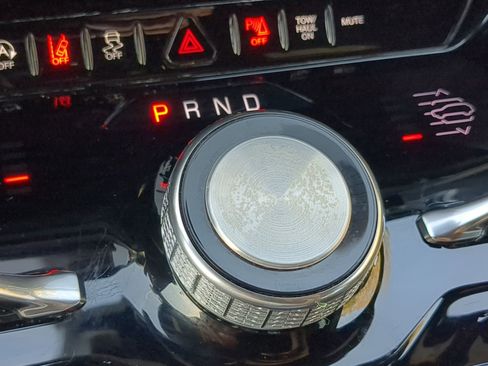 Used 2023 Jeep Wagoneer L Series III w/ Preferred Equipment Group image 57