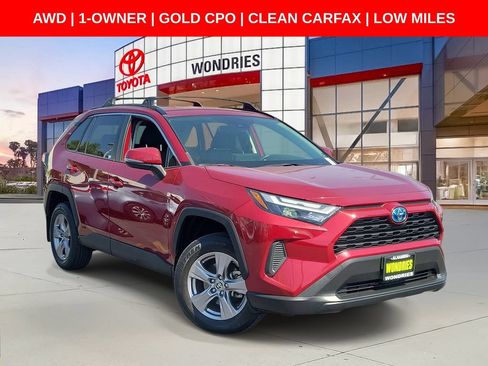 Used 2024 Toyota RAV4 LE AWD/4WD image 1