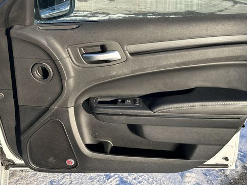 Used 2016 Chrysler 300 S image 24
