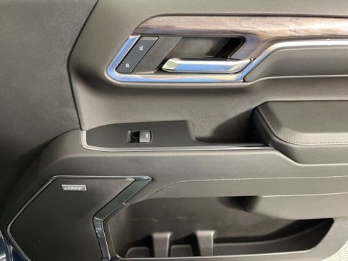 Certified 2024 Chevrolet Silverado 1500 LTZ w/ Z71 Off-Road Package image 20