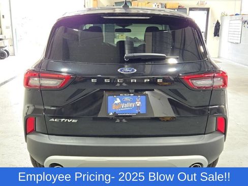 New 2025 Ford Escape Active w/ Cold Weather Package FWD image 15