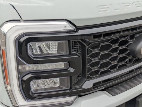 New 2025 Ford F250 Lariat w/ Lariat Ultimate Package image 10