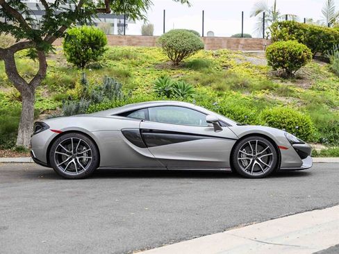 Used 2016 McLaren 570S Coupe RWD image 7