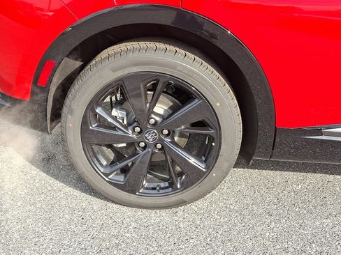 New 2025 Buick Envision Sport Touring image 7