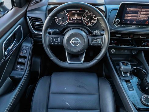 Used 2021 Nissan Rogue SV w/ Premium Package AWD/4WD image 17