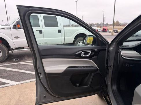 Used 2024 Jeep Compass Limited w/ Elite Group image 10