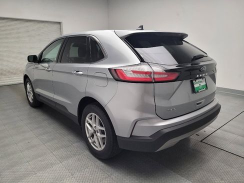Used 2024 Ford Edge SEL image 5