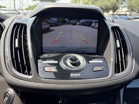 Used 2015 Ford Escape Titanium FWD image 15