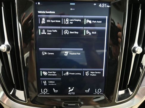 Used 2019 Volvo S60 T5 Momentum w/ Premium Package FWD image 15