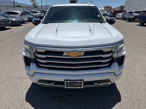 Used 2023 Chevrolet Silverado 1500 High Country w/ Technology Package AWD/4WD image 8