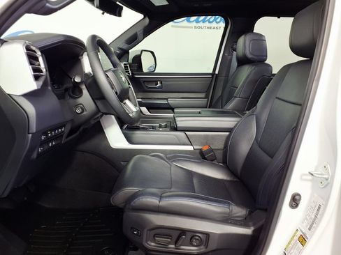 Used 2023 Toyota Tundra Platinum AWD/4WD image 8