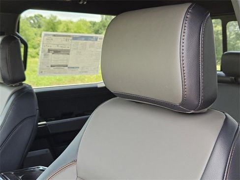 New 2025 Ford F150 Lariat w/ Equipment Group 501A Mid image 21