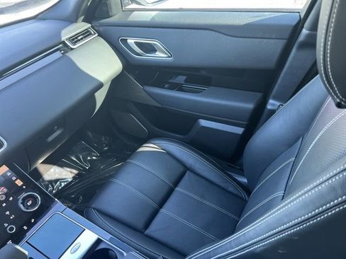 Used 2022 Land Rover Range Rover Velar R-Dynamic S image 14