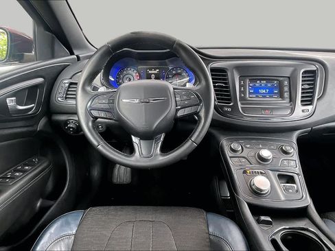Used 2015 Chrysler 200 S FWD image 6