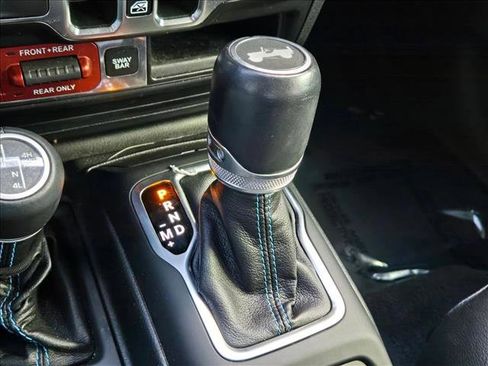 Used 2021 Jeep Wrangler Unlimited Rubicon 4xe image 11